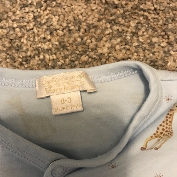 Kissy Kissy 0-3 month sleeper - Picture 2 of 2